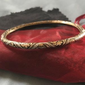 Vintage flex bangle leaf embossed gold and silver